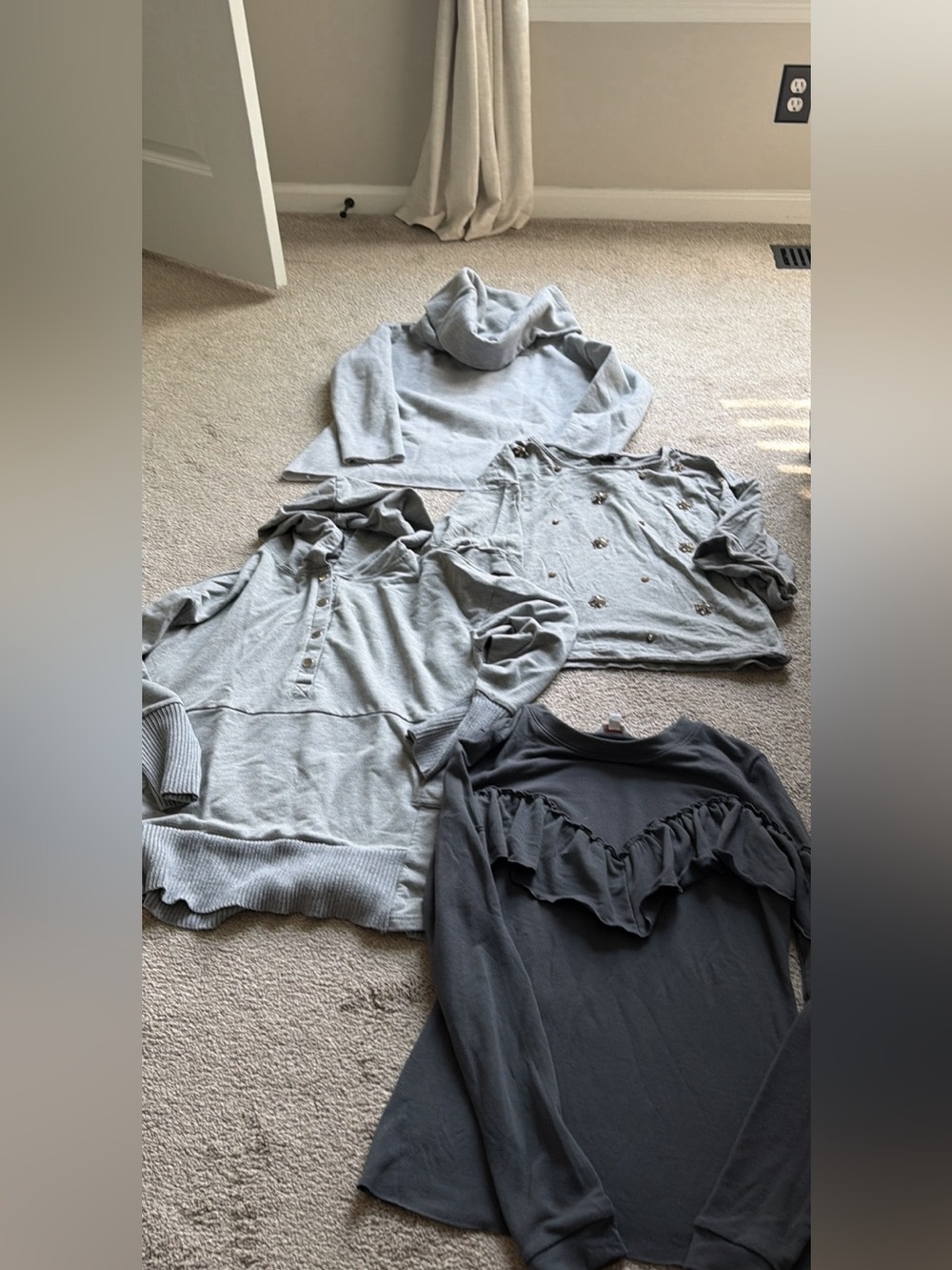 Grey Sweatshirt Lot